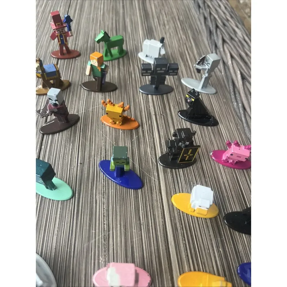 Lot of 80 Diecast Sonic / Minecraft Nano Figures Jada Toys Metal Figurines